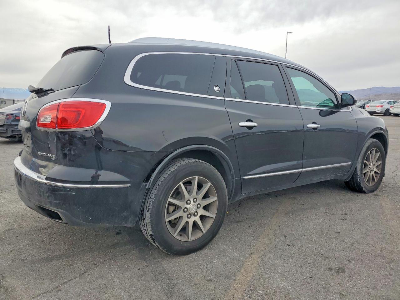 2016 BUICK ENCLAVE photo 3