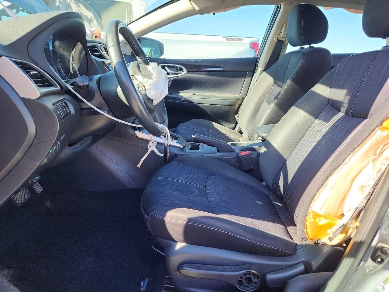 2017 NISSAN SENTRA S photo 13