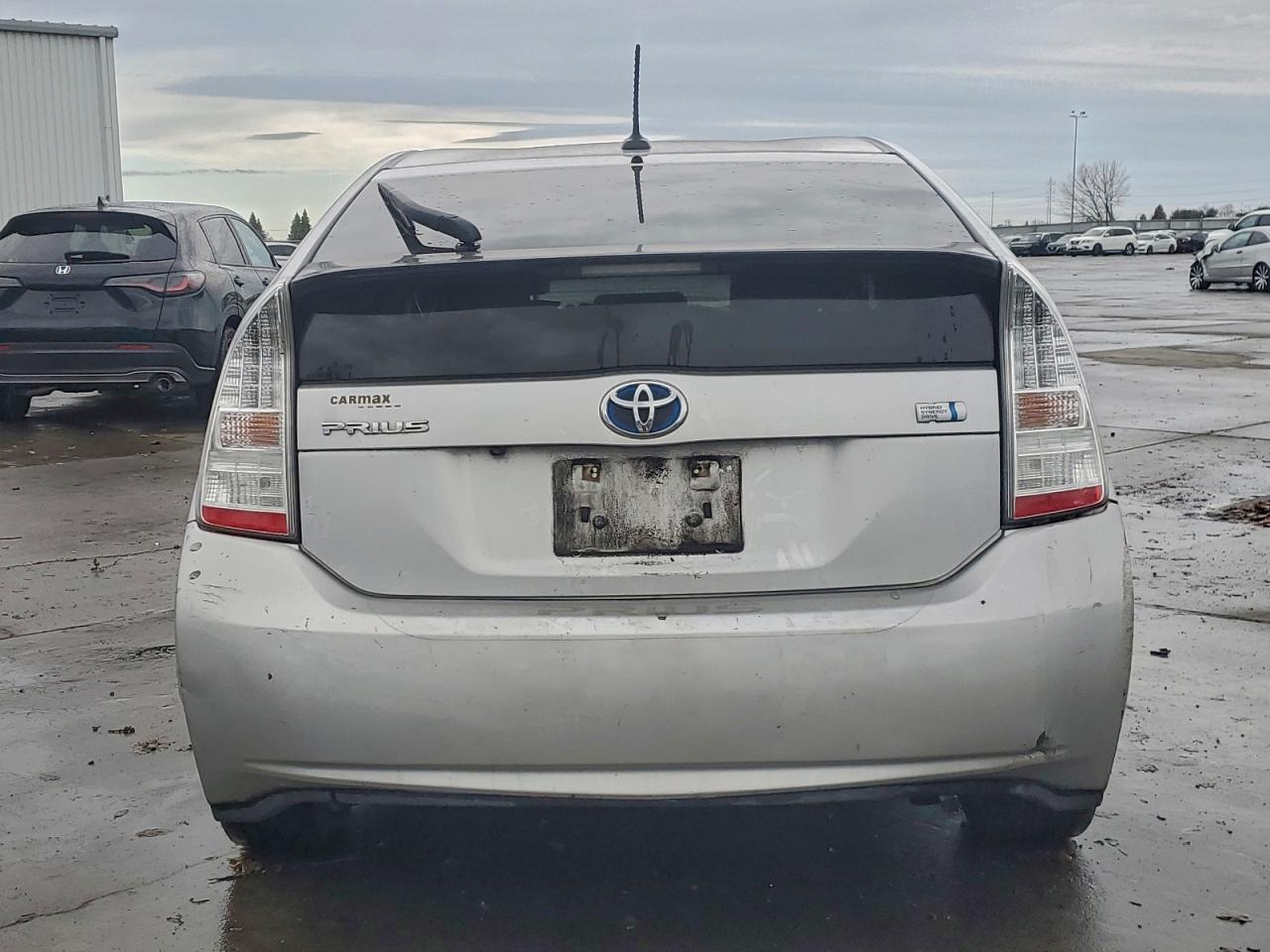 2010 TOYOTA PRIUS photo 6