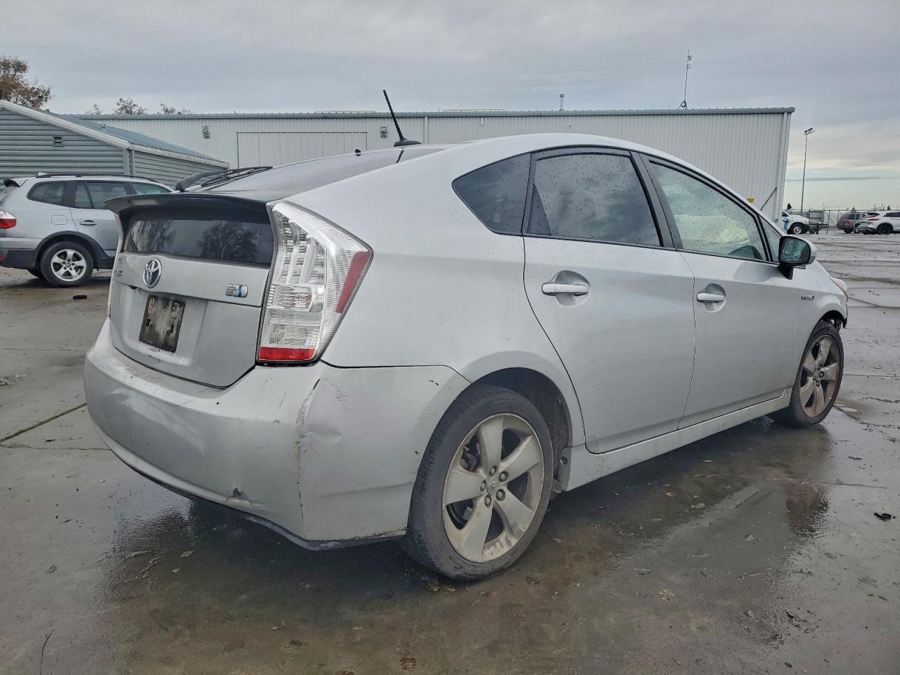 2010 TOYOTA PRIUS photo 3