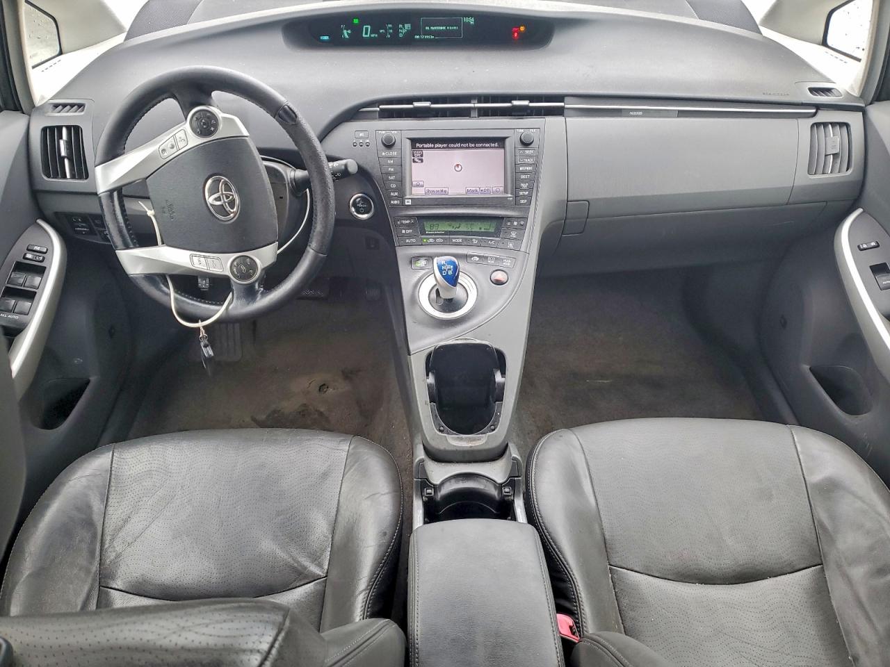 2010 TOYOTA PRIUS photo 8