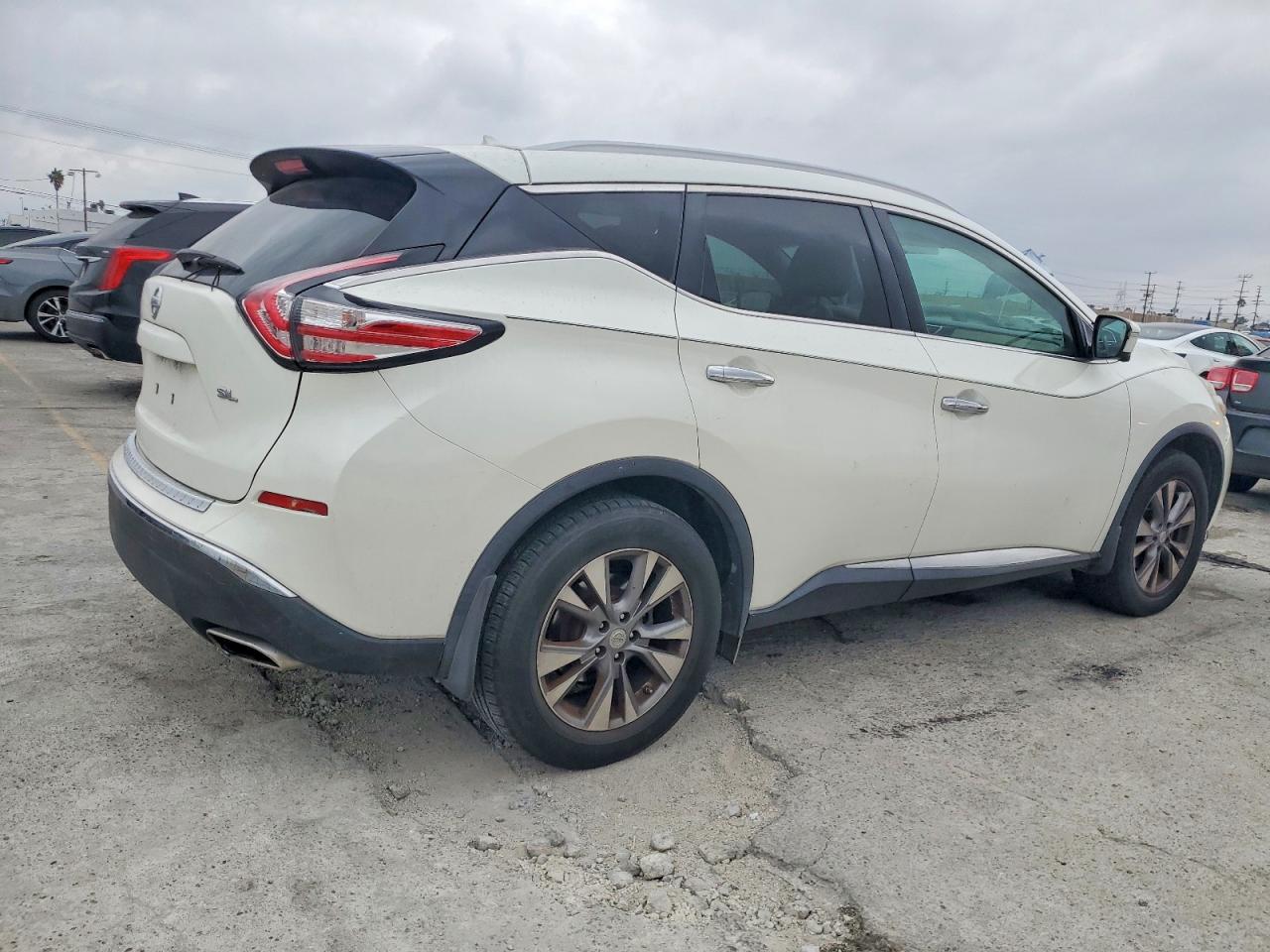 2015 NISSAN MURANO S photo 5
