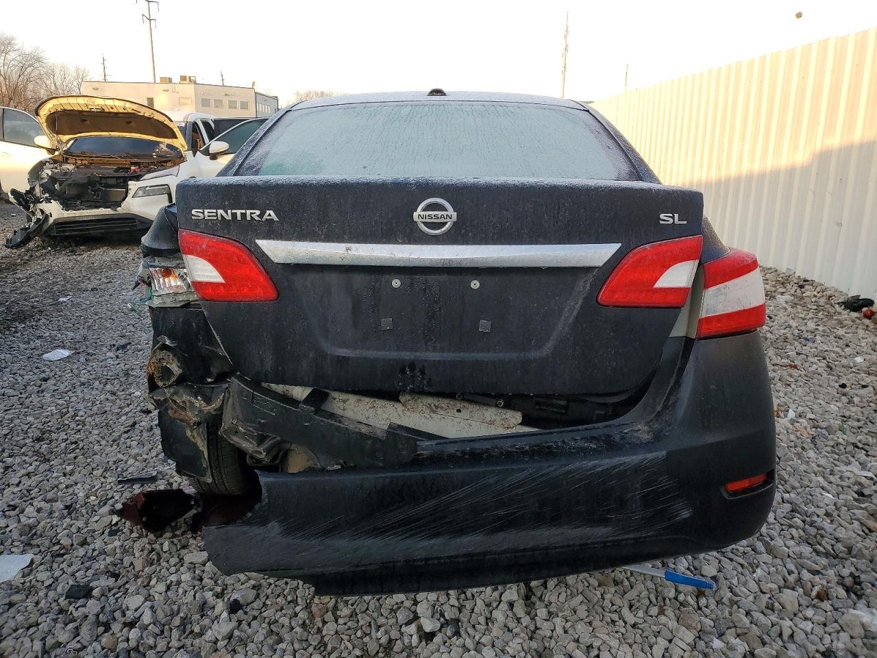 2015 NISSAN SENTRA S photo 6