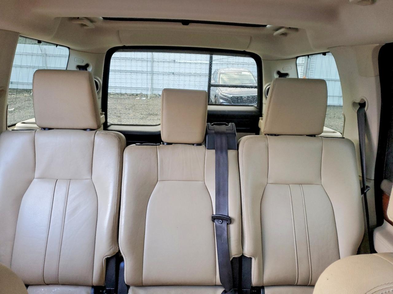 2016 LAND ROVER LR4 HSE photo 19