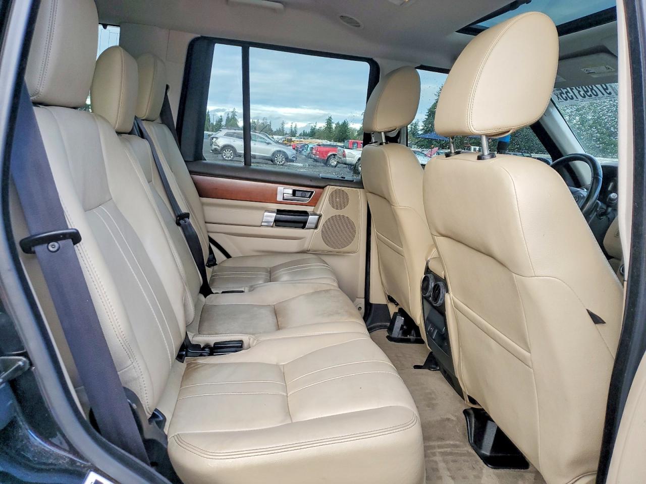 2016 LAND ROVER LR4 HSE photo 21