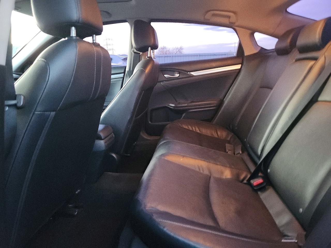 2016 HONDA CIVIC EXL photo 10