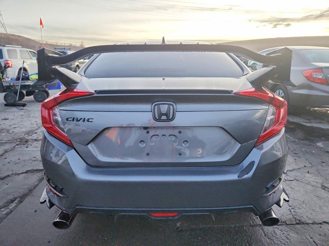 2016 HONDA CIVIC EXL photo 6