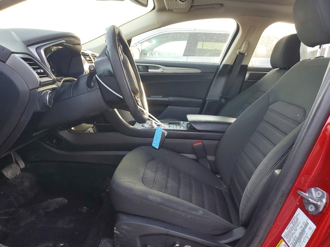 2020 FORD FUSION SE photo 13
