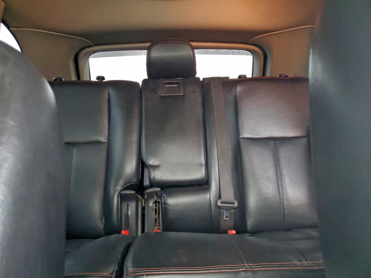 2011 FORD EDGE SEL photo 28