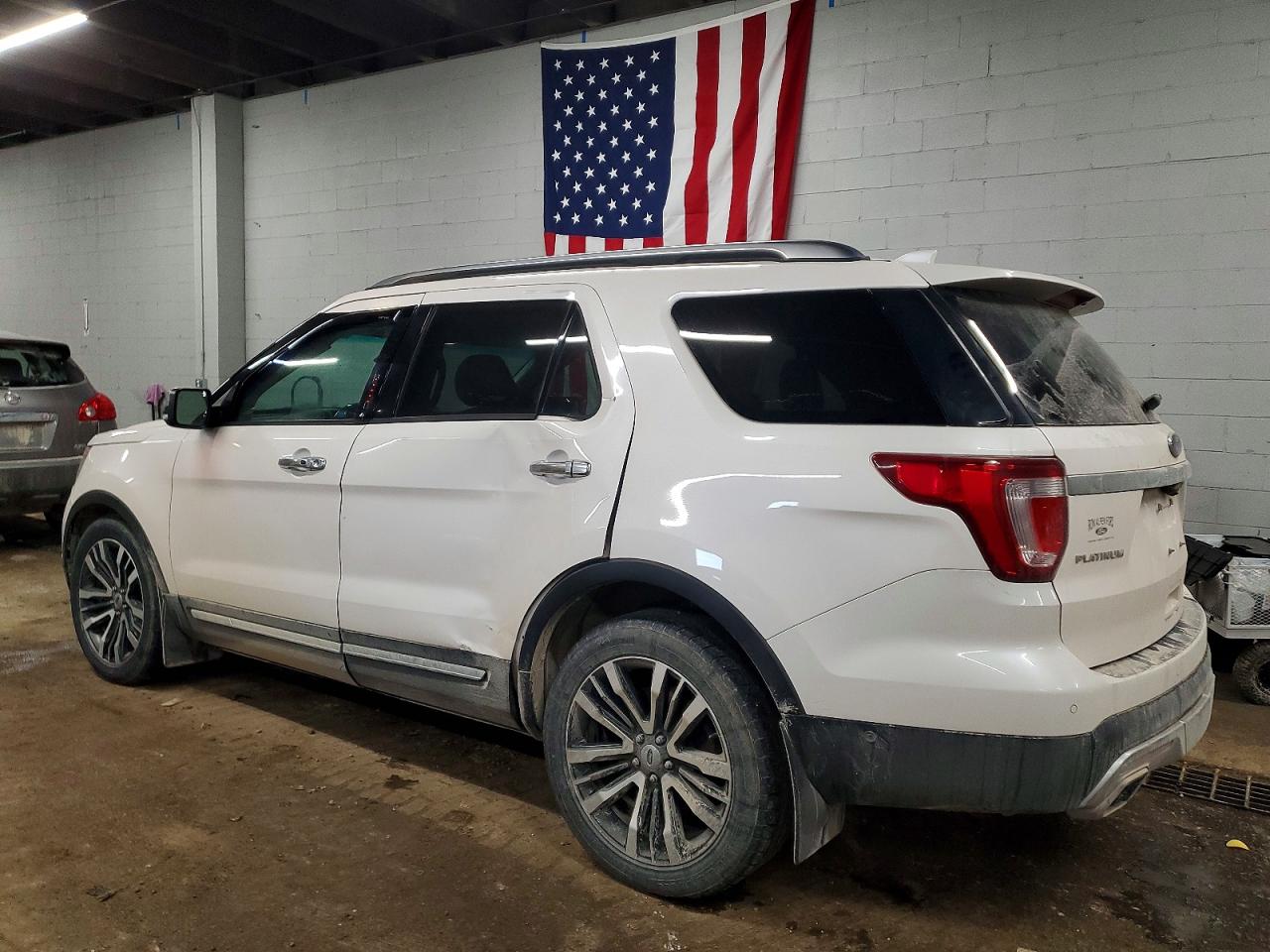 2016 FORD EXPLORER PLATINUM photo 3