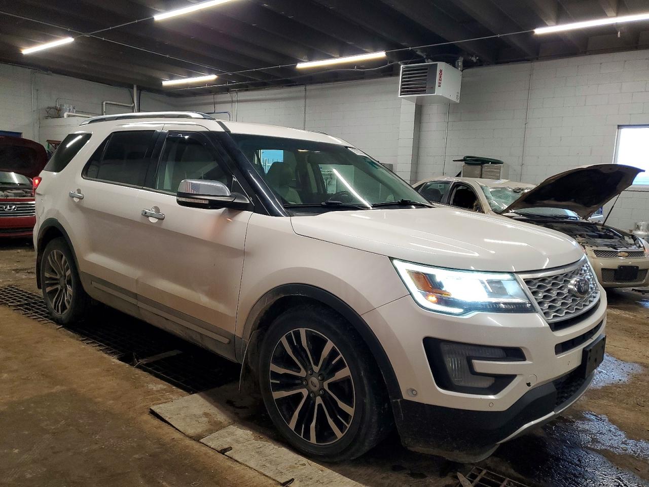2016 FORD EXPLORER PLATINUM photo 7