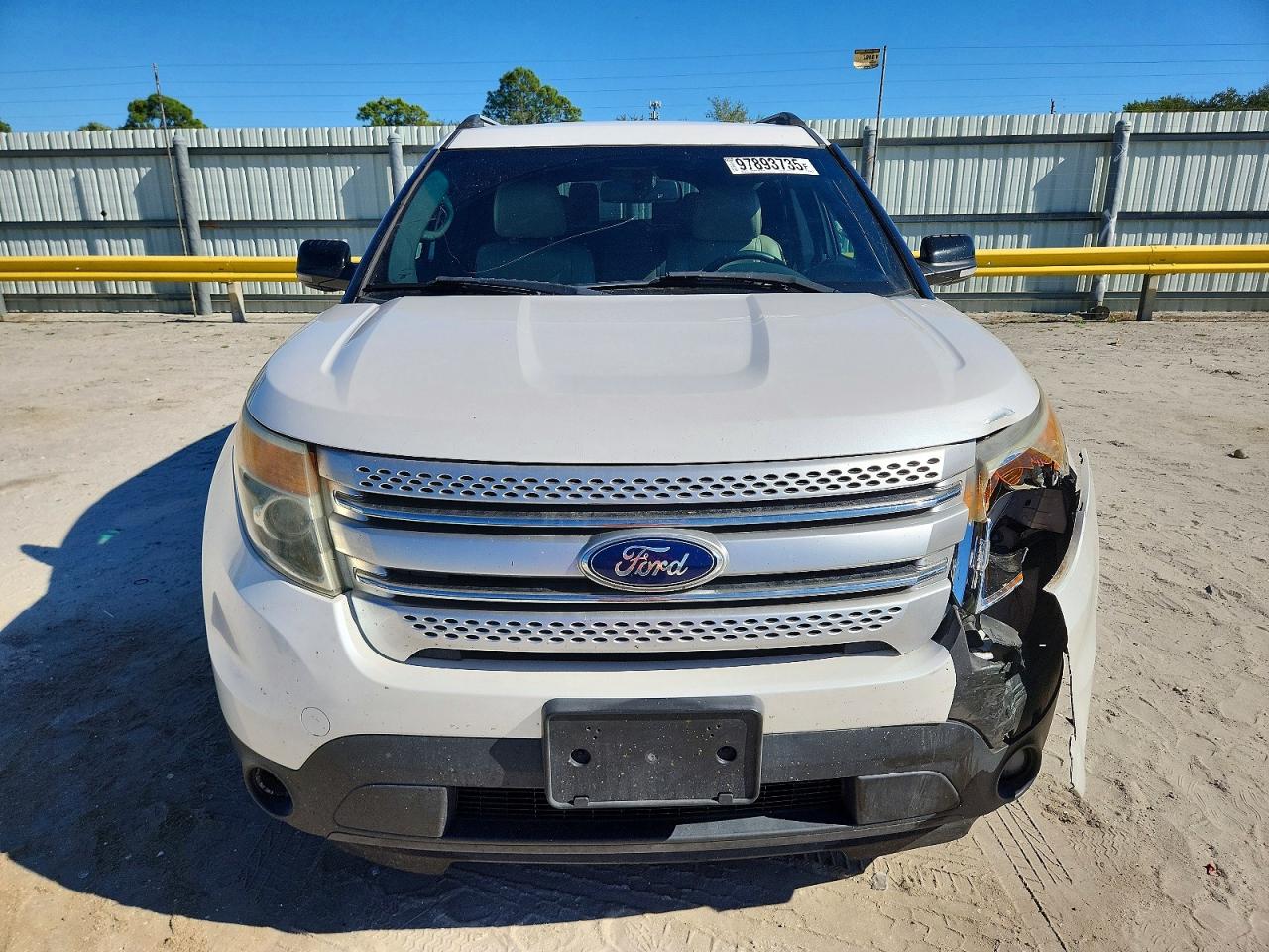 2014 FORD EXPLORER XLT photo 5