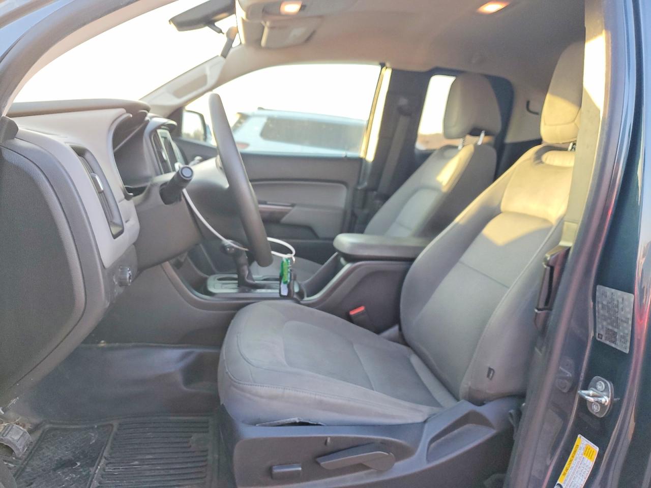 2019 CHEVROLET COLORADO photo 7
