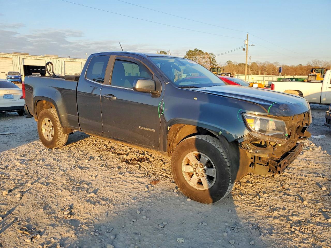 2019 CHEVROLET COLORADO photo 4