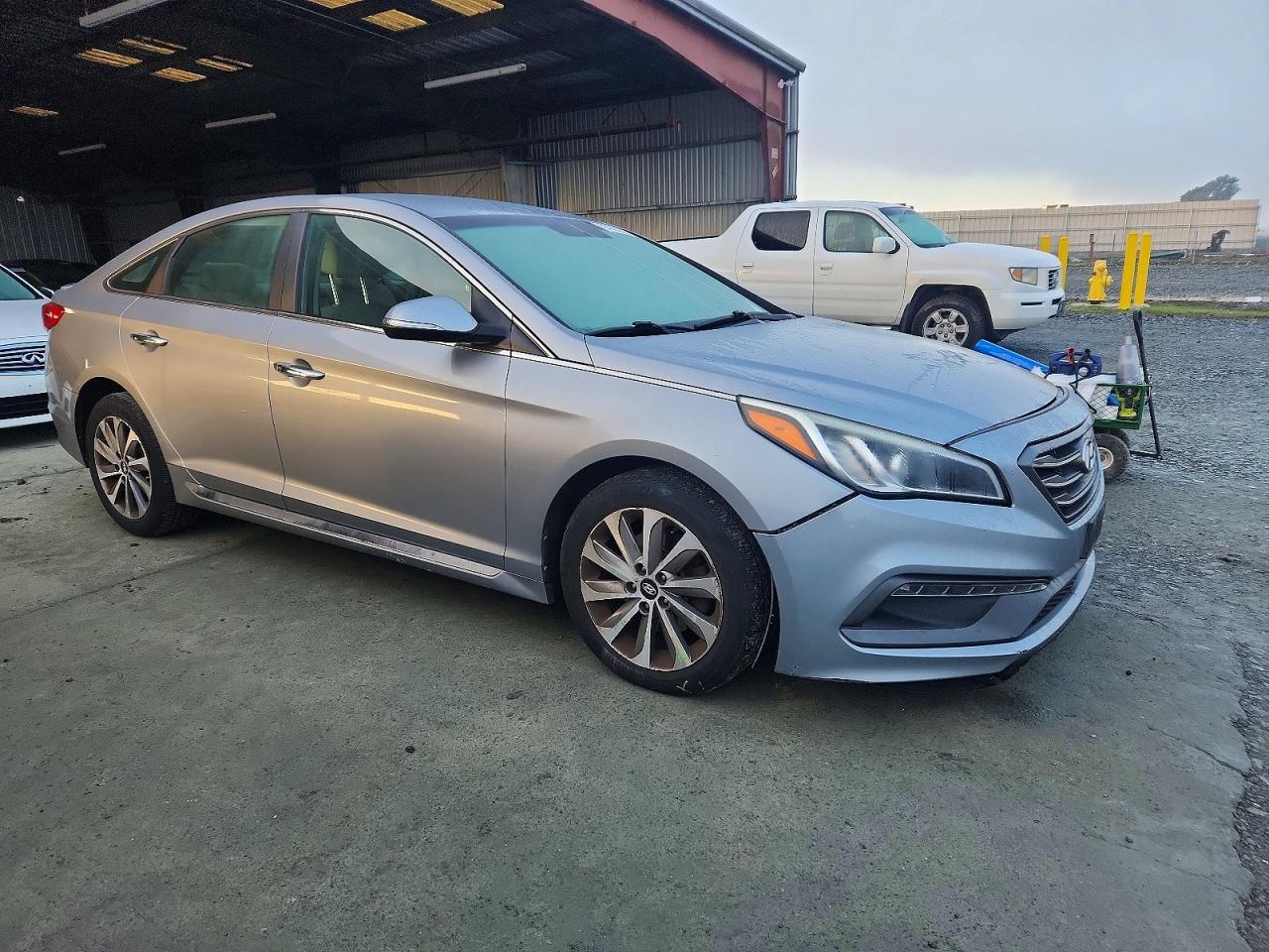 2015 HYUNDAI SONATA SPORT photo 7