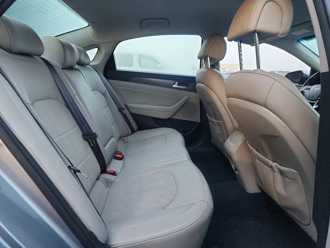 2015 HYUNDAI SONATA SPORT photo 19