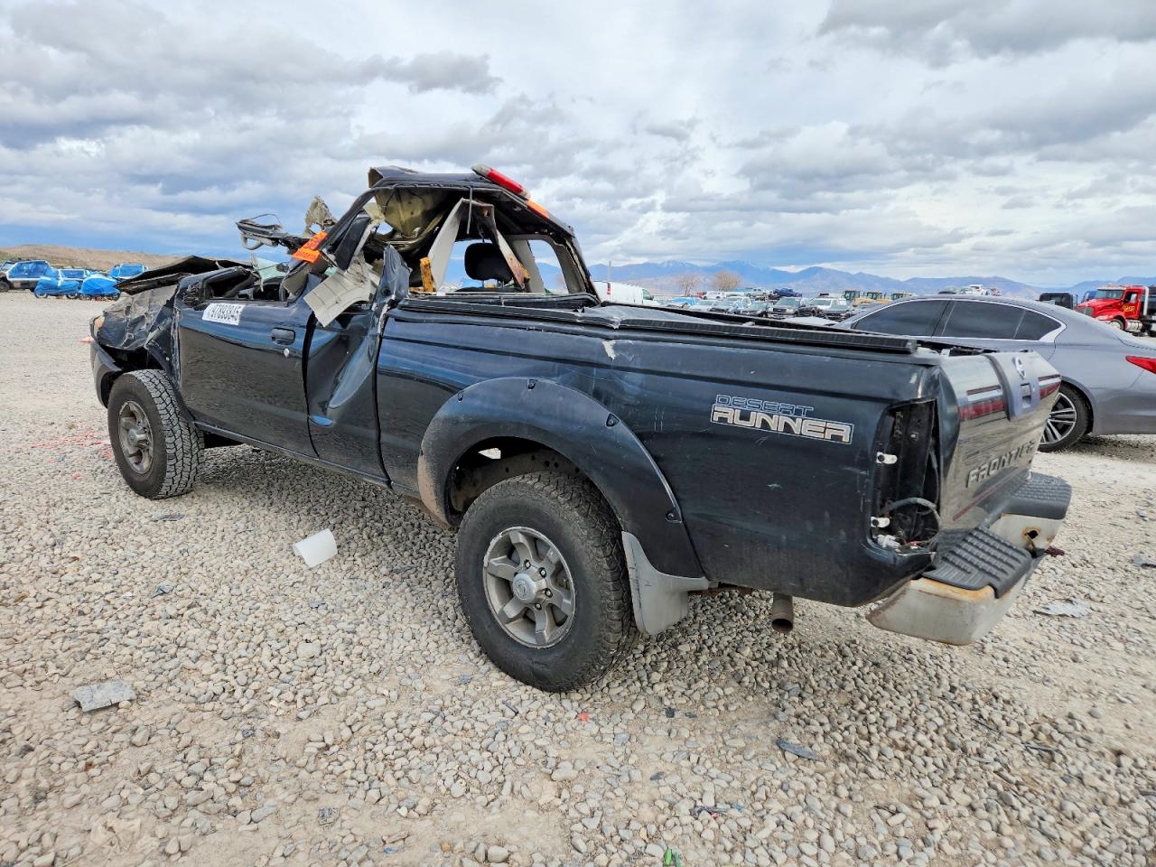 2003 NISSAN FRONTIER KING CAB XE photo 2