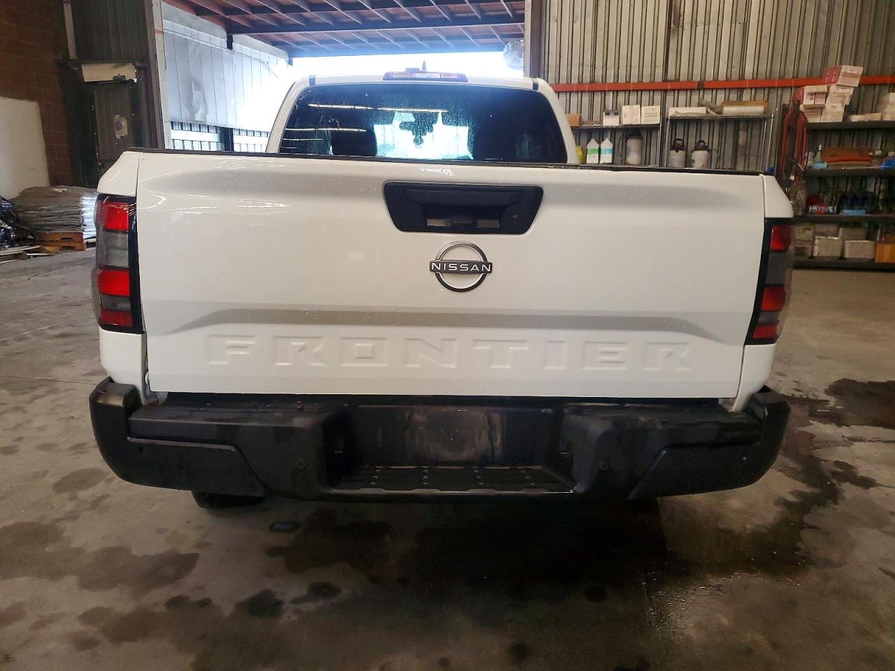 2024 NISSAN FRONTIER S photo 6