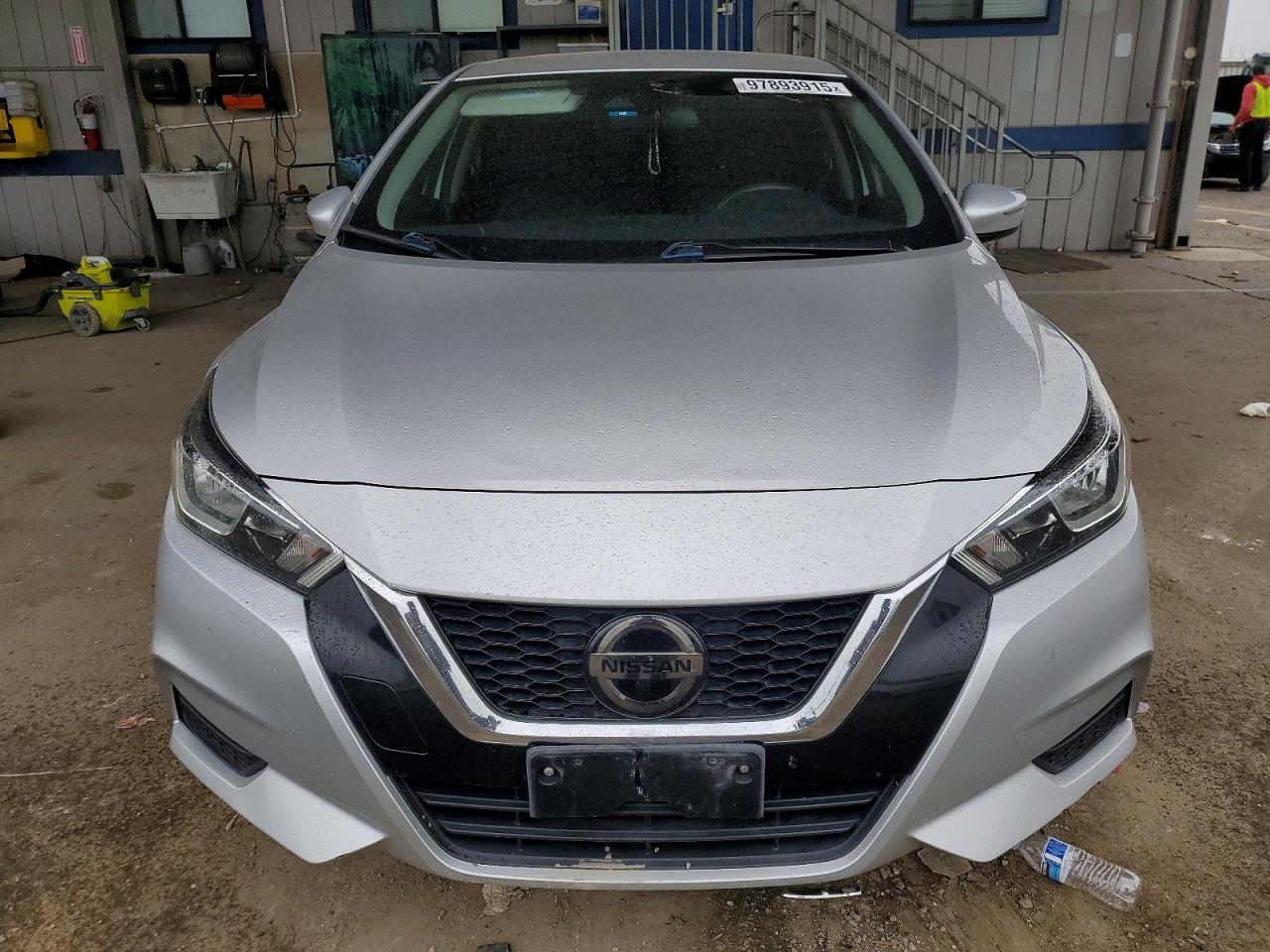 2021 NISSAN VERSA SV photo 13