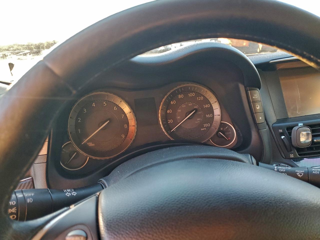 2013 INFINITI M37 X photo 9