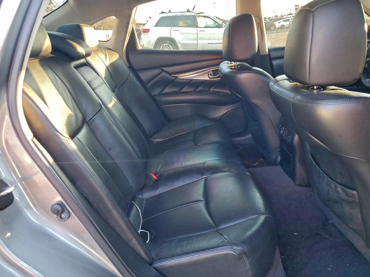 2013 INFINITI M37 X photo 10