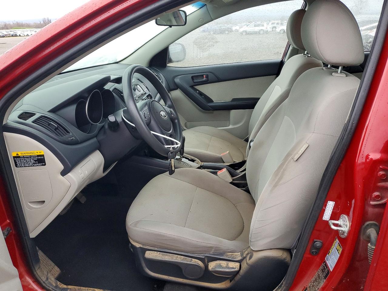 2010 KIA FORTE EX photo 13