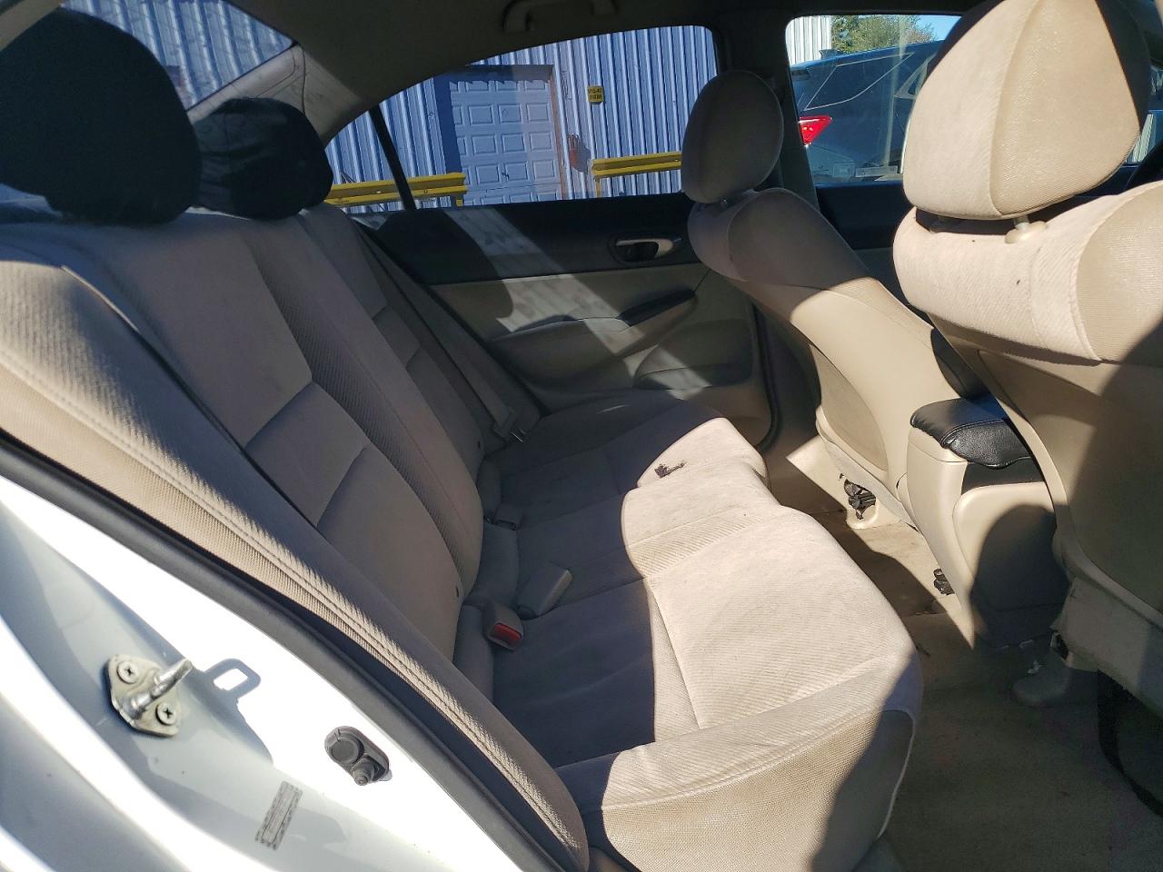 2011 HONDA CIVIC LX photo 19