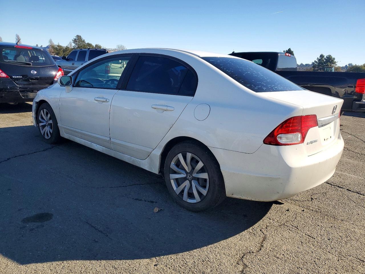 2011 HONDA CIVIC LX photo 3