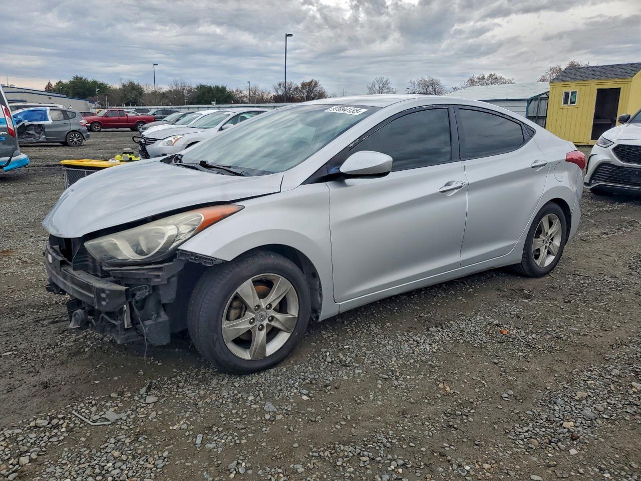 2013 HYUNDAI ELANTRA