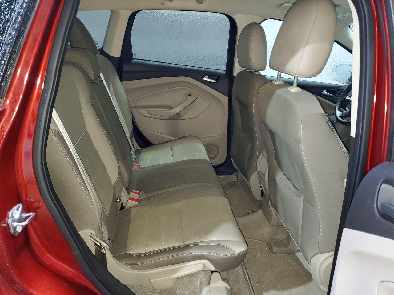 2015 FORD ESCAPE SE photo 21