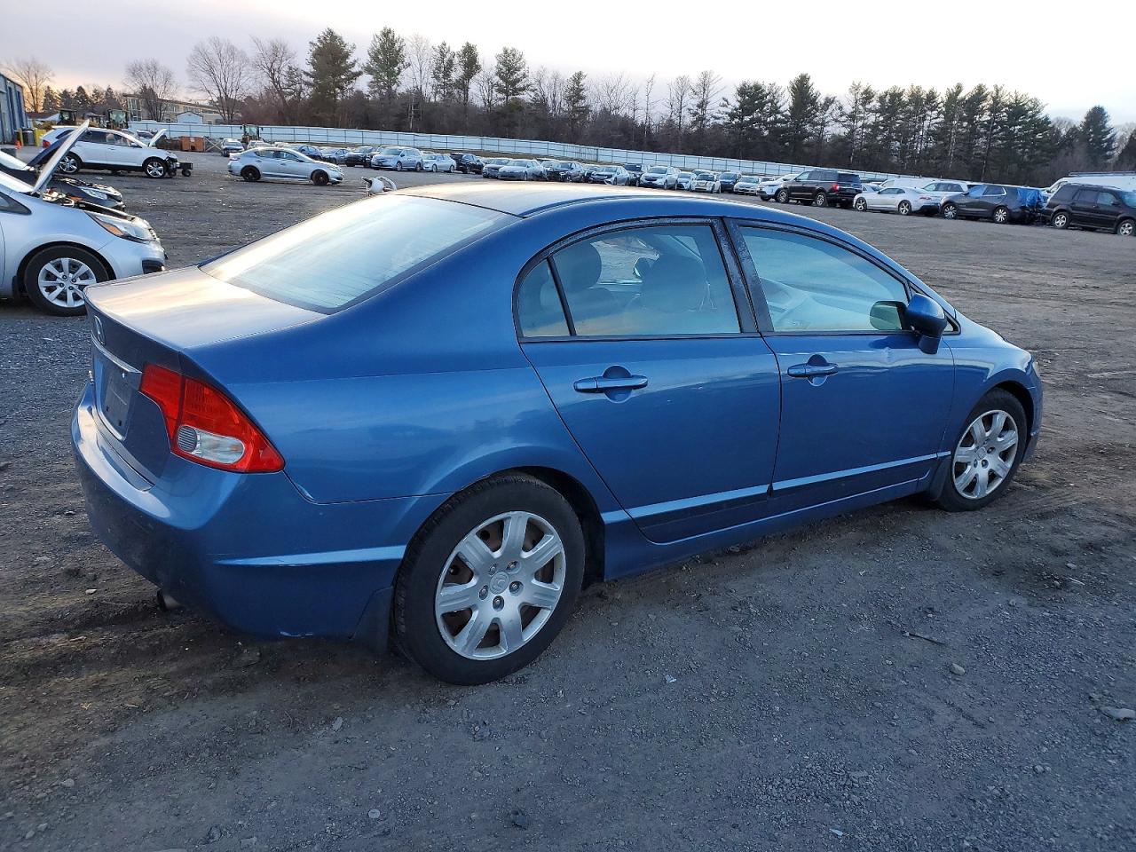 2010 HONDA CIVIC LX photo 3