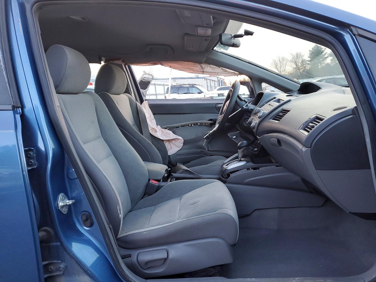 2010 HONDA CIVIC LX photo 7