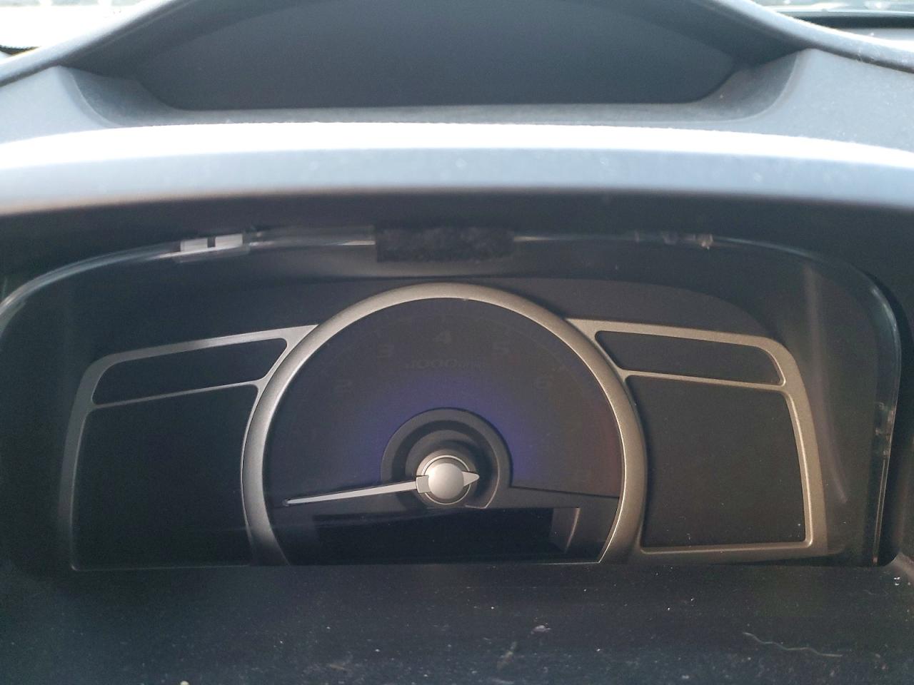 2010 HONDA CIVIC LX photo 9