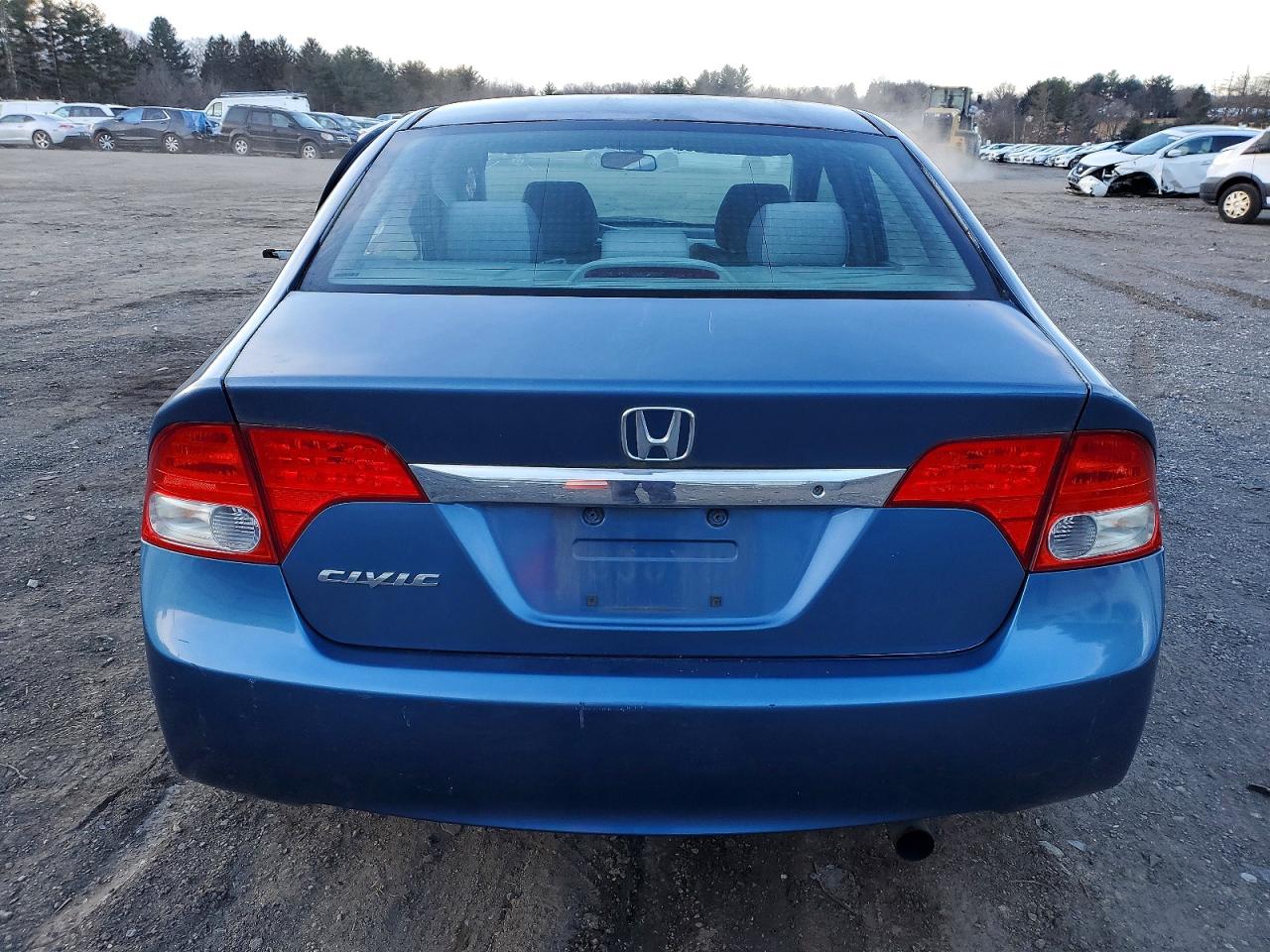 2010 HONDA CIVIC LX photo 6