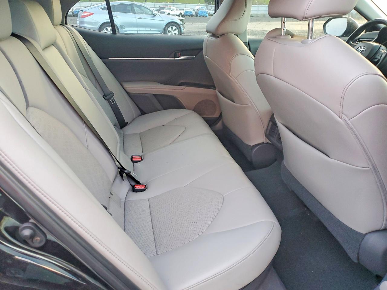 2021 TOYOTA CAMRY BASE photo 10