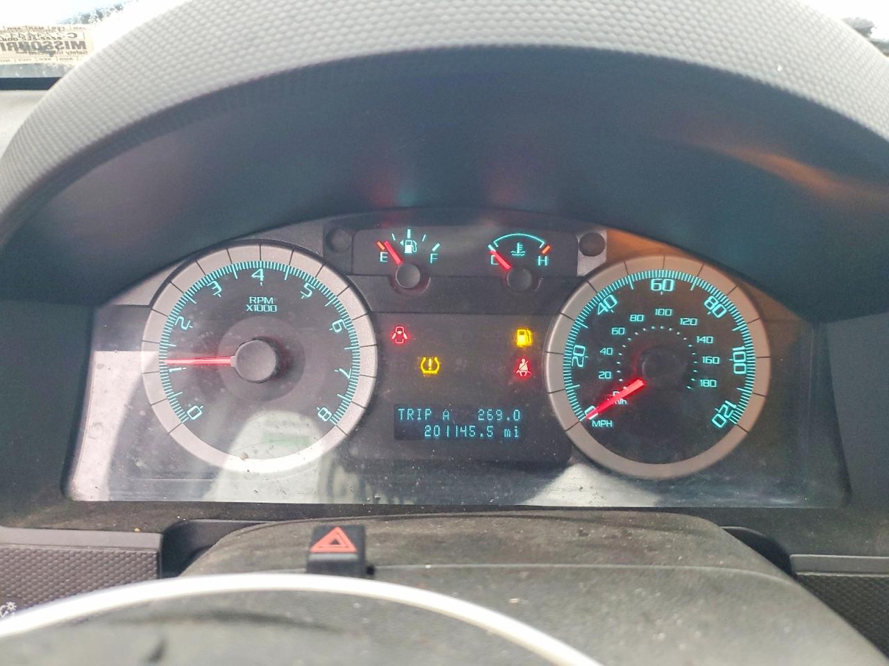 2010 FORD ESCAPE XLT photo 25