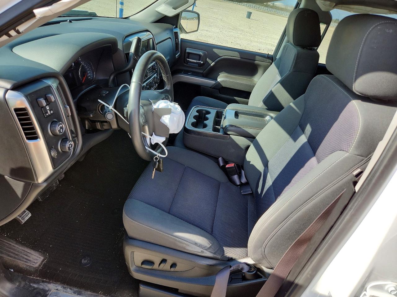 2017 CHEVROLET SILVERADO K1500 LT photo 13