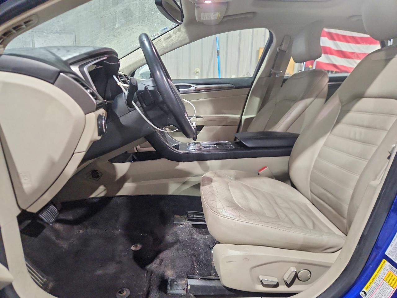 2017 FORD FUSION SE photo 13