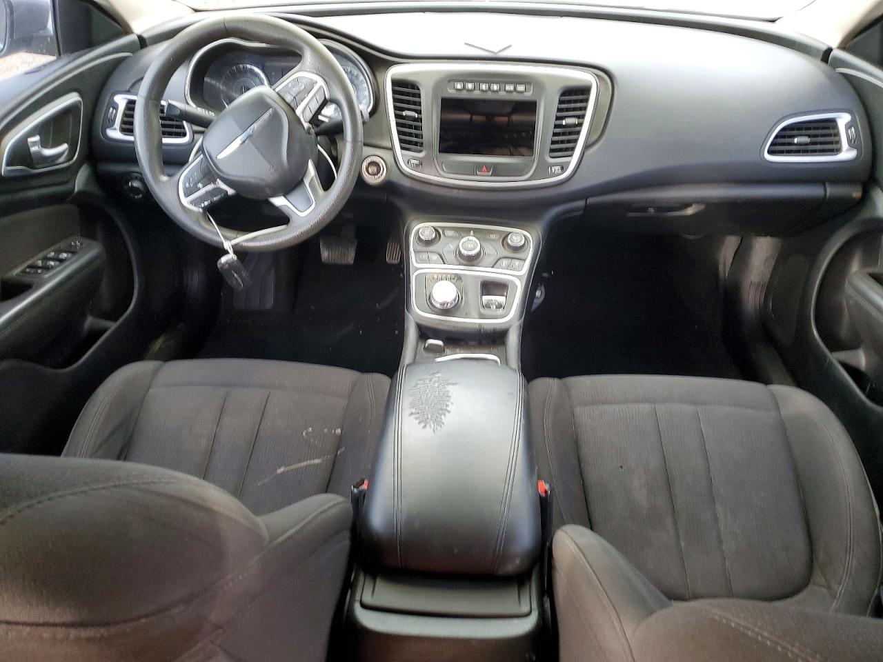 2015 CHRYSLER 200 LIMITED photo 8
