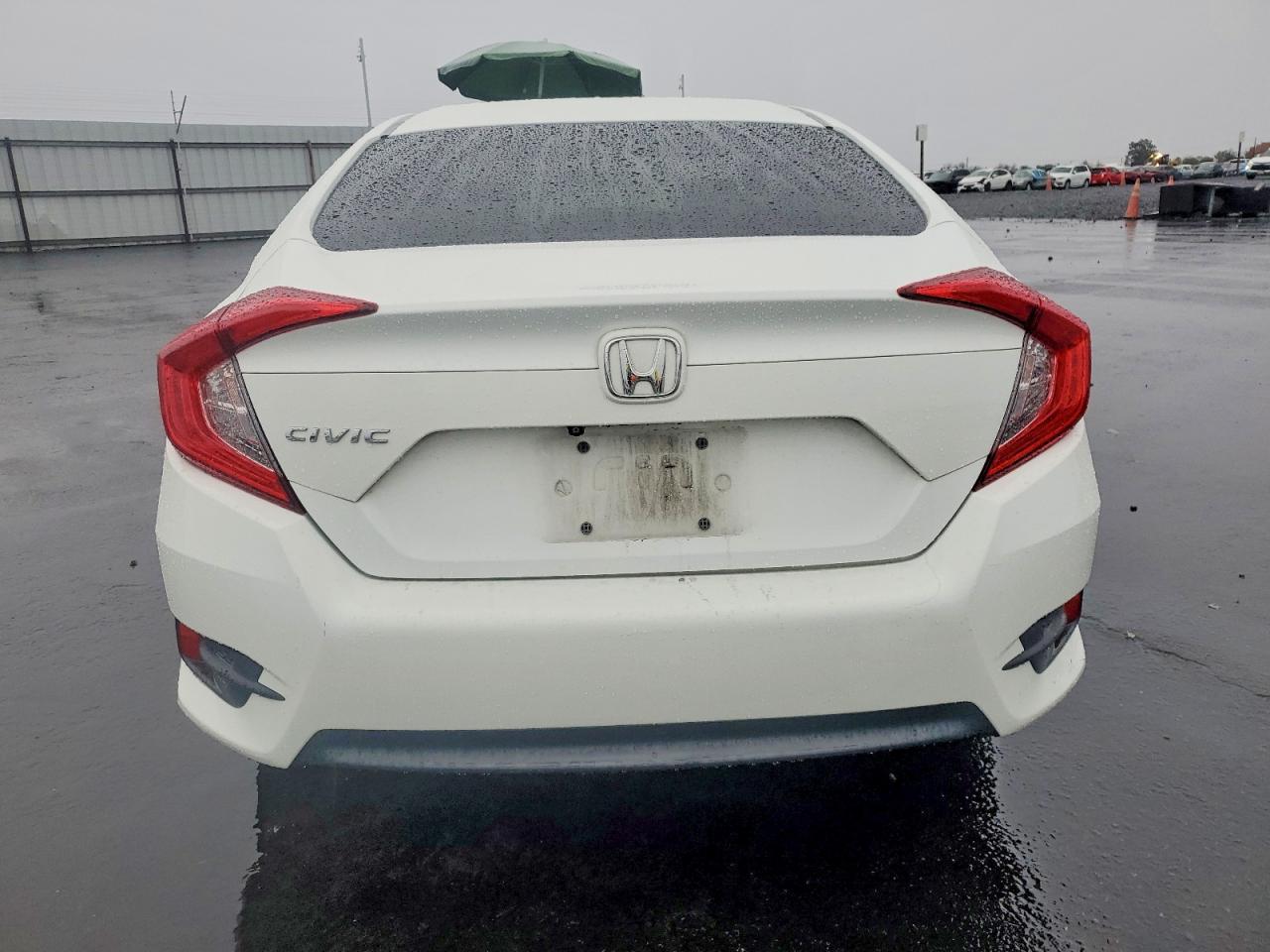 2017 HONDA CIVIC LX photo 11