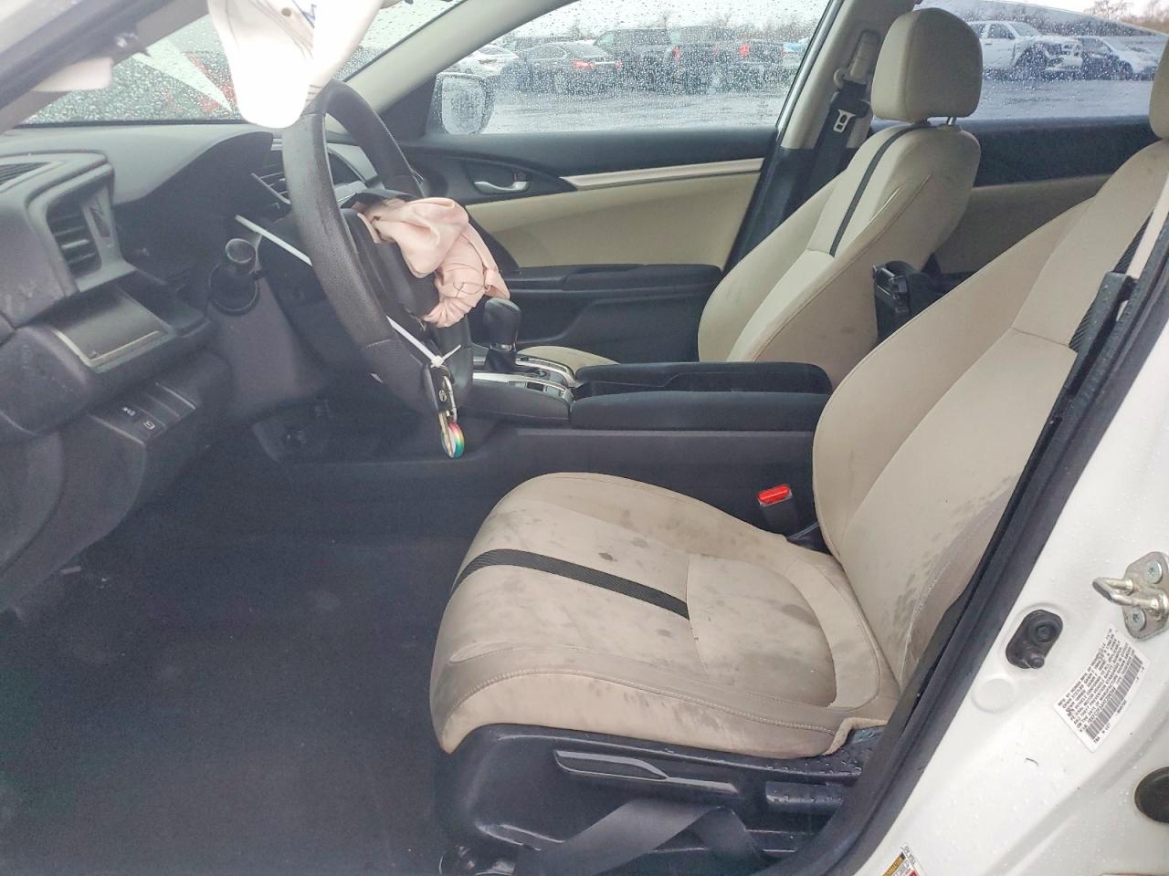 2017 HONDA CIVIC LX photo 13