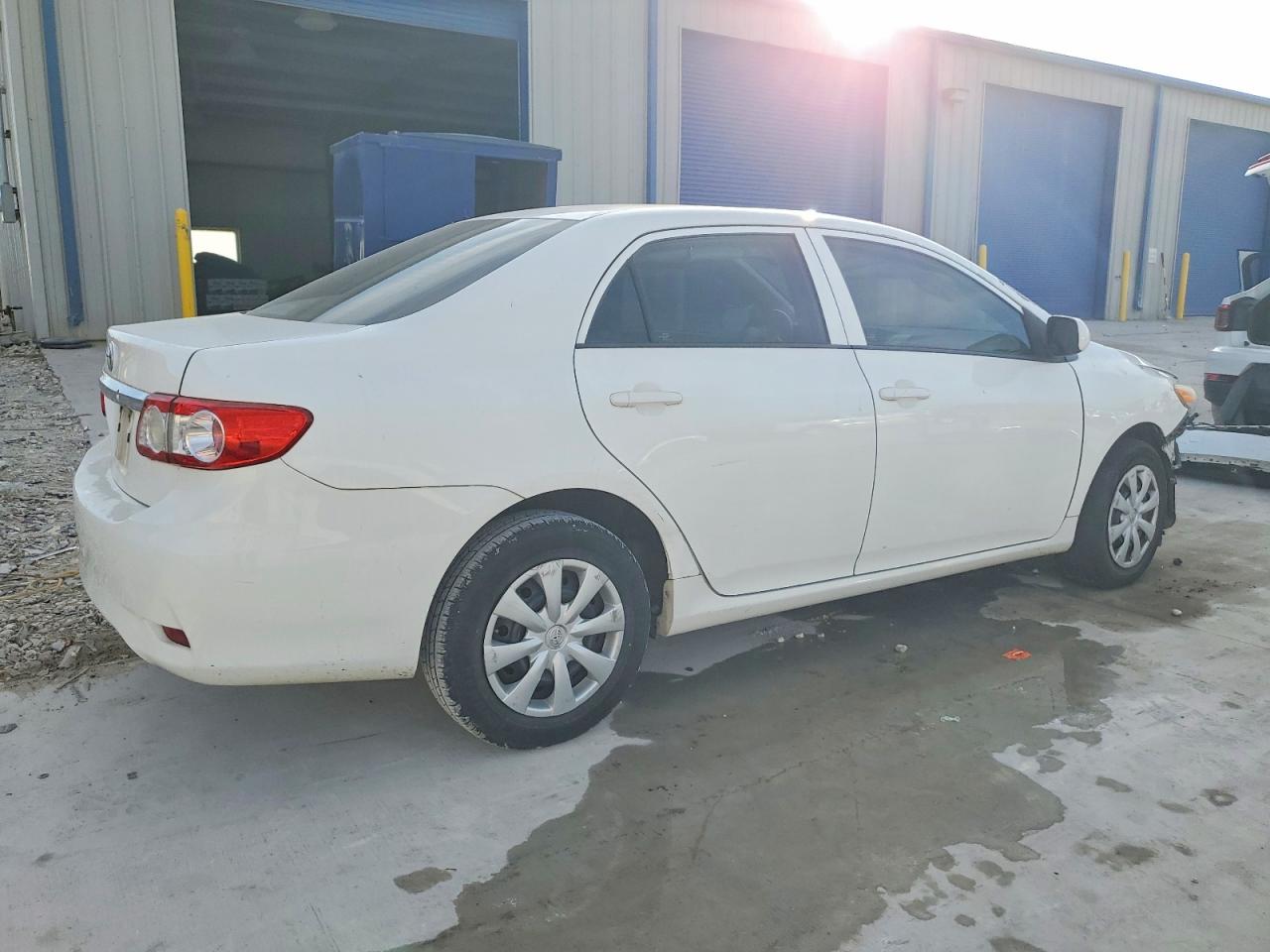 2013 TOYOTA COROLLA BASE photo 5