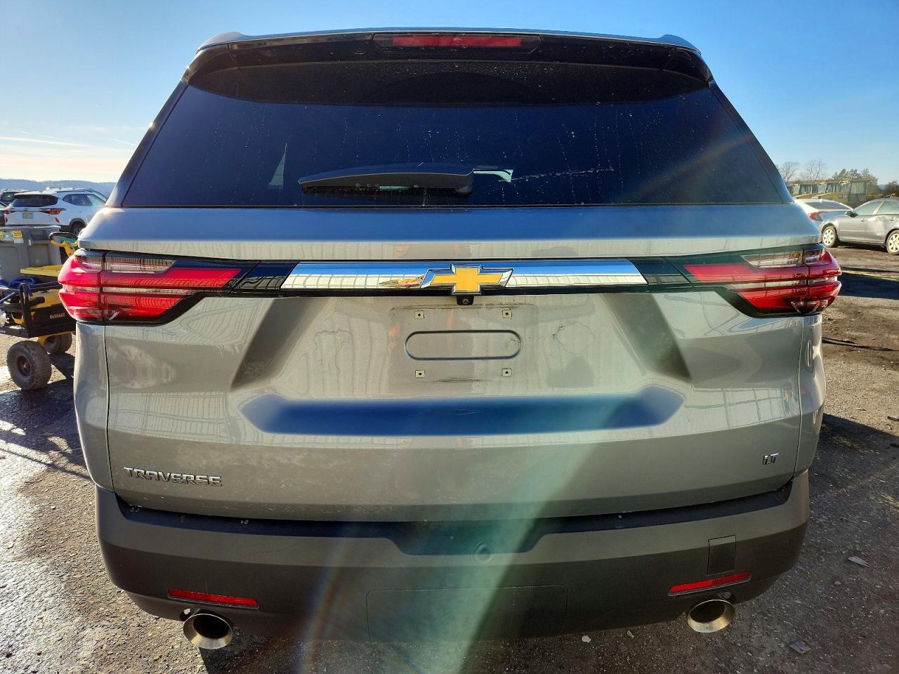 2023 CHEVROLET TRAVERSE LT photo 6