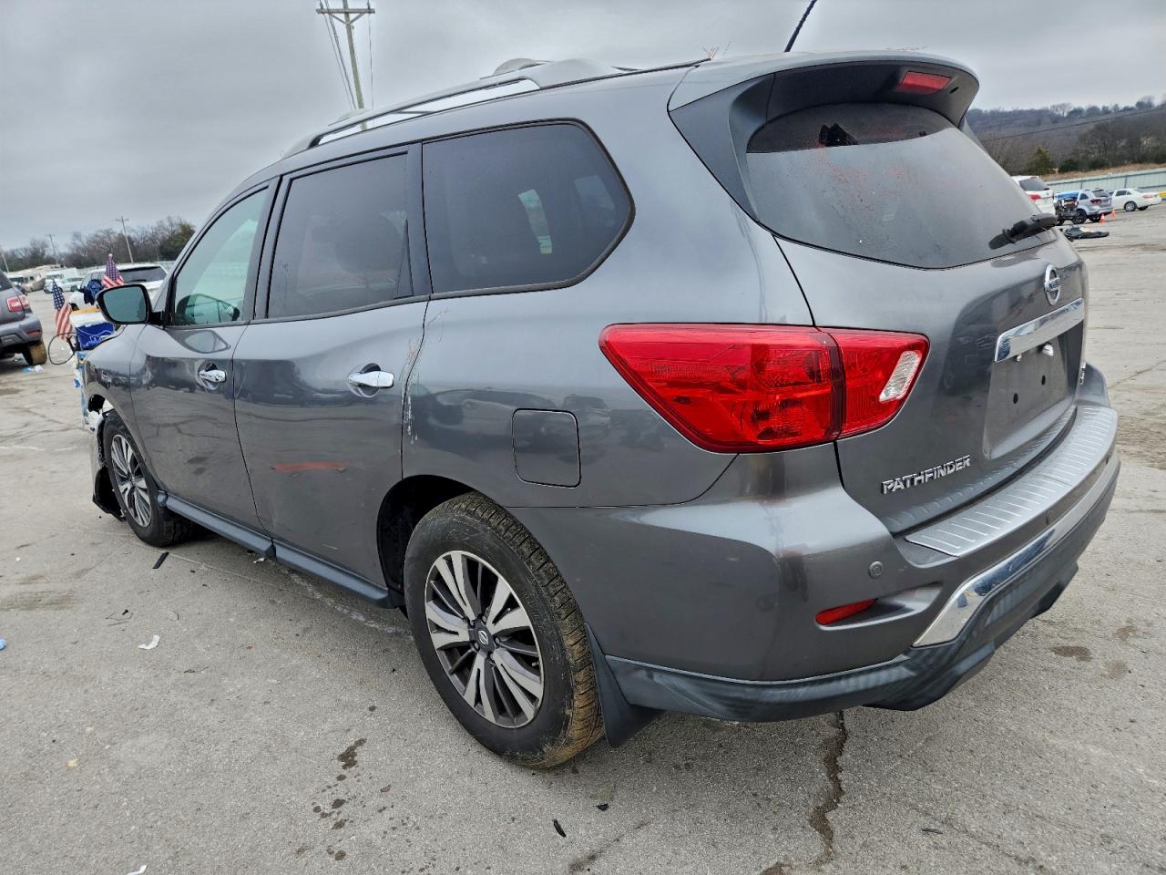 2017 NISSAN PATHFINDER S photo 2