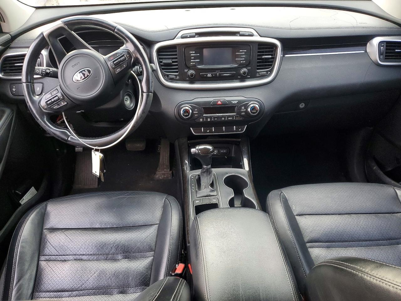 2016 KIA SORENTO EX photo 8