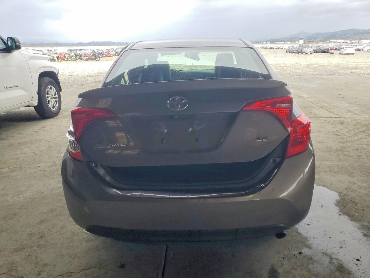 2019 TOYOTA COROLLA L photo 11
