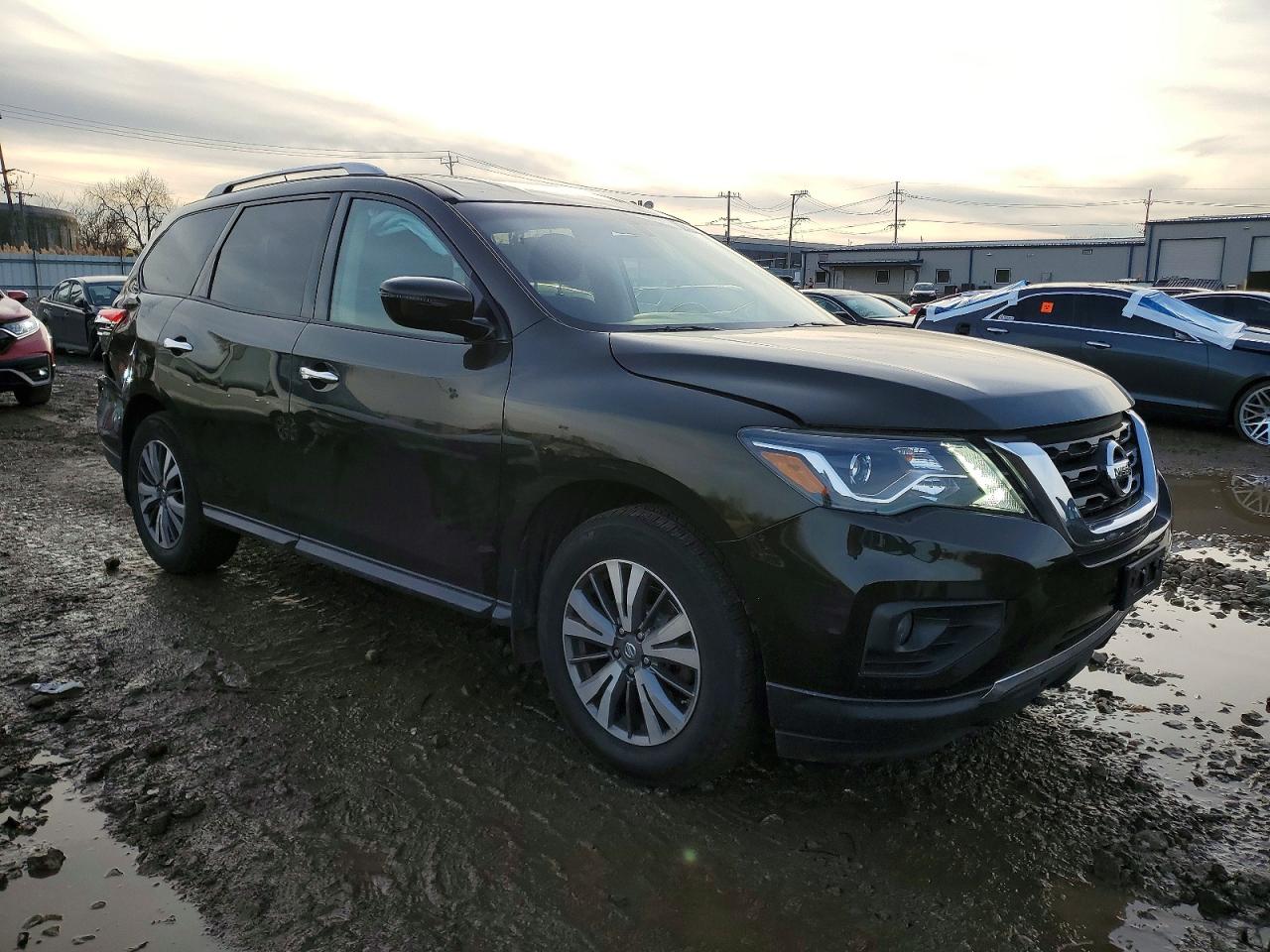2017 NISSAN PATHFINDER S photo 10