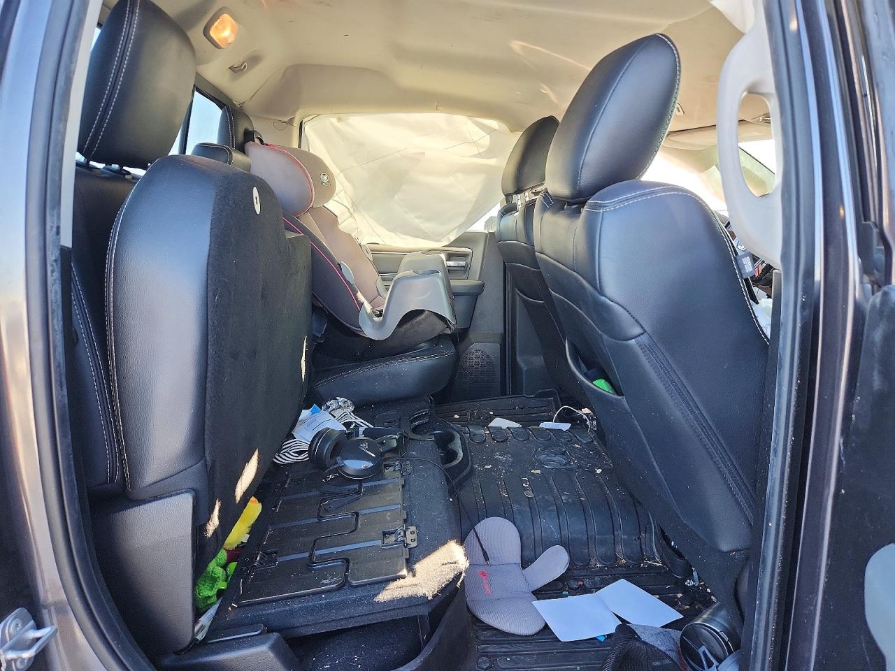 2019 RAM 1500 CLASSIC SLT photo 19