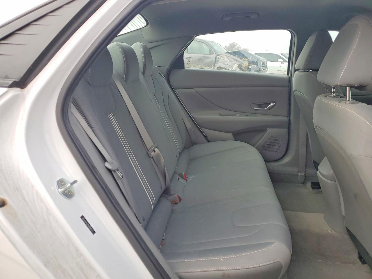 2022 HYUNDAI ELANTRA SEL photo 19