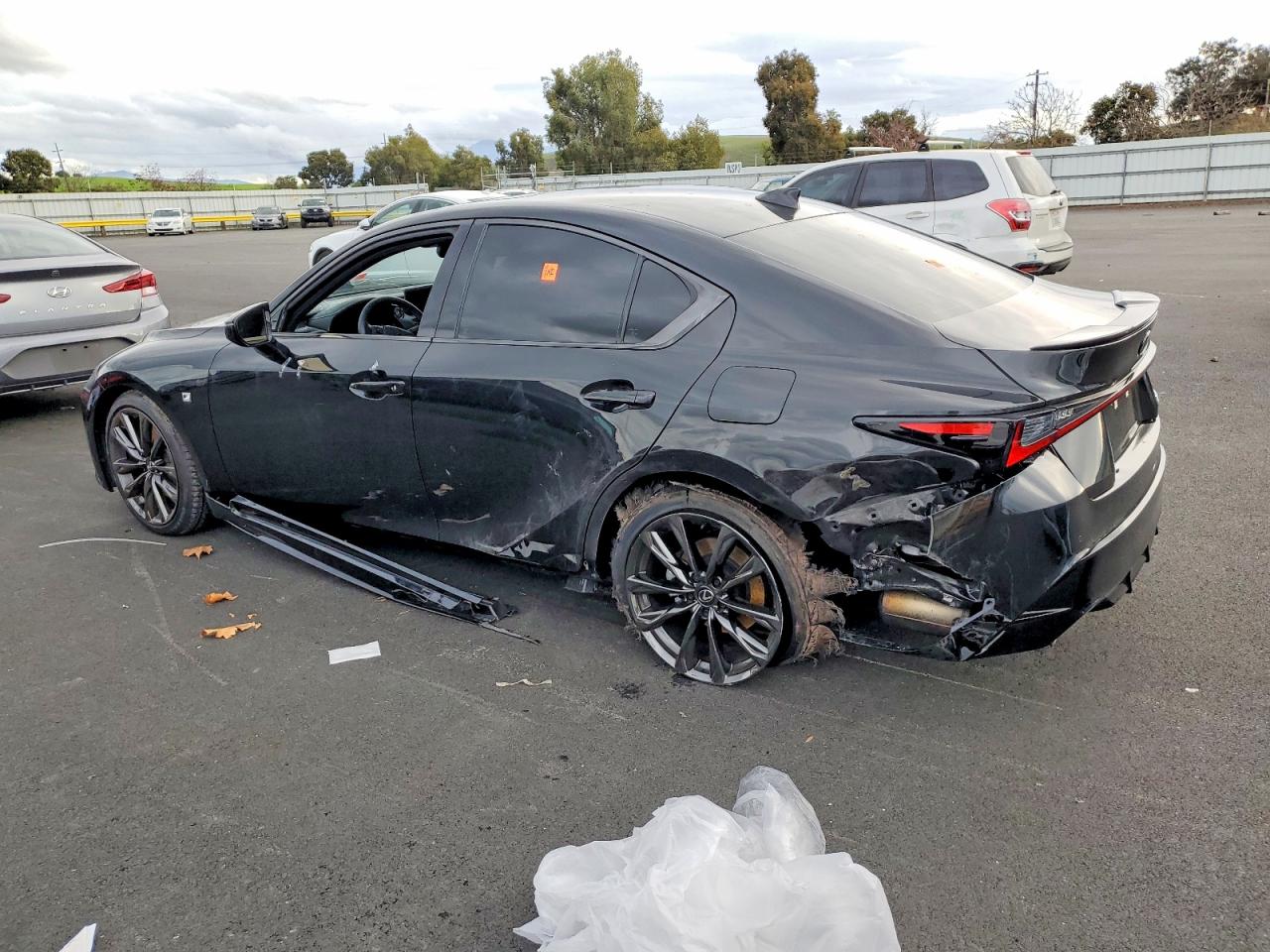 2025 LEXUS IS 350 F SPORT DESIGN photo 4